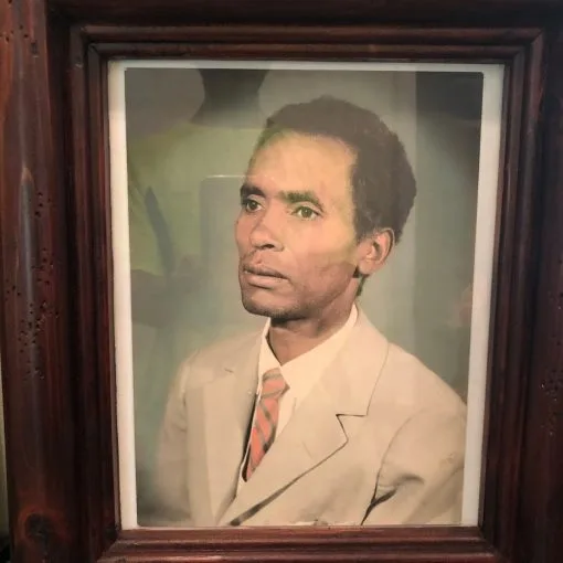 Waumo Manniso Dugancho - Girmas Anna (Girma'aa ooshich hee'u dooli misila)