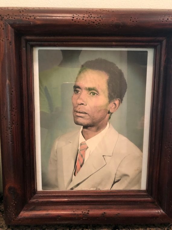 Waumo Manniso Dugancho - Girmas Anna (Girma'aa ooshich hee'u dooli misila)